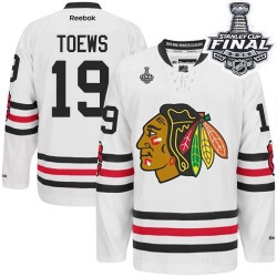 Jonathan Toews Chicago Blackhawks Reebok Authentic 2015 Winter Classic 2015 Stanley Cup Jersey (White)