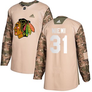 Antti Niemi Chicago Blackhawks Adidas Youth Authentic Veterans Day Practice Jersey (Camo)